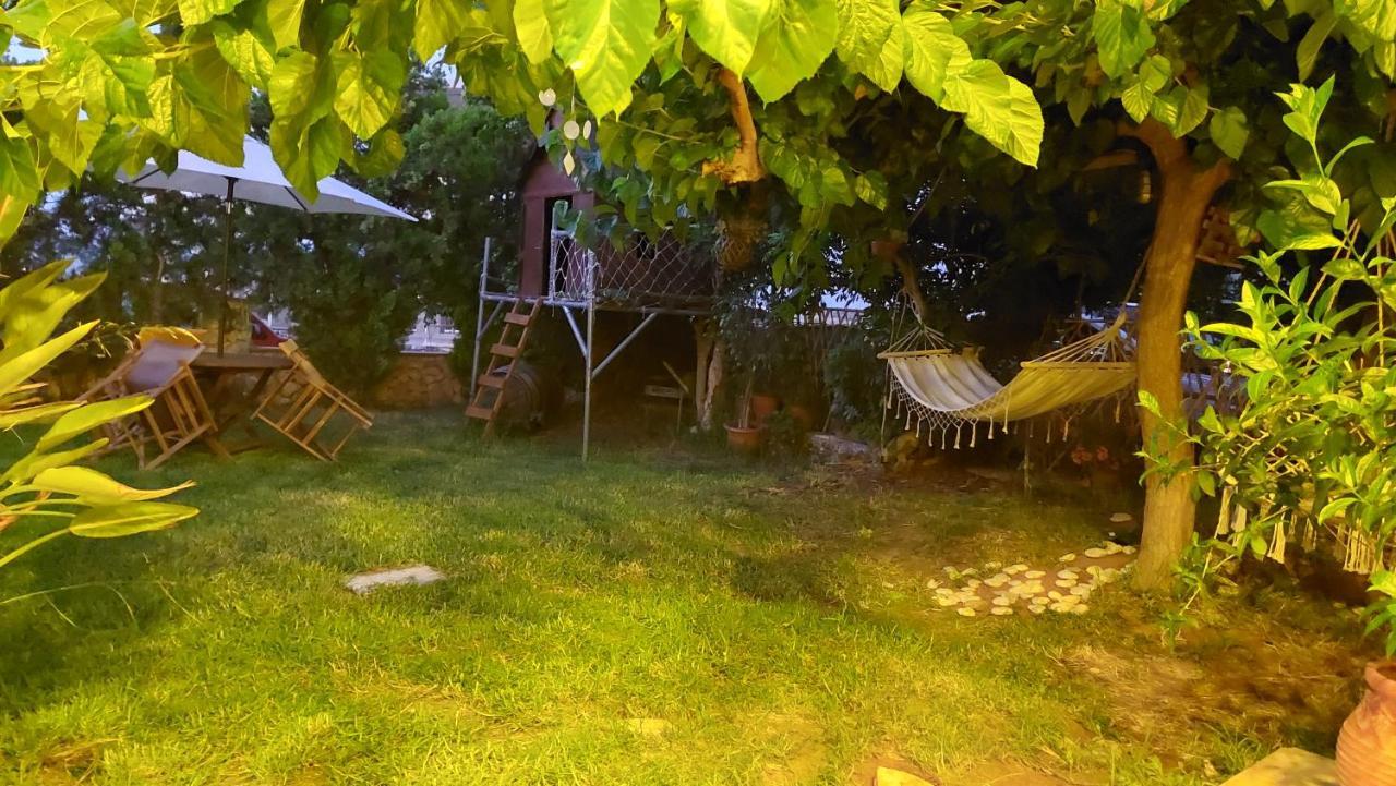 Diamant'S Place With Treehouse Garden Kounoupidhianá Екстериор снимка